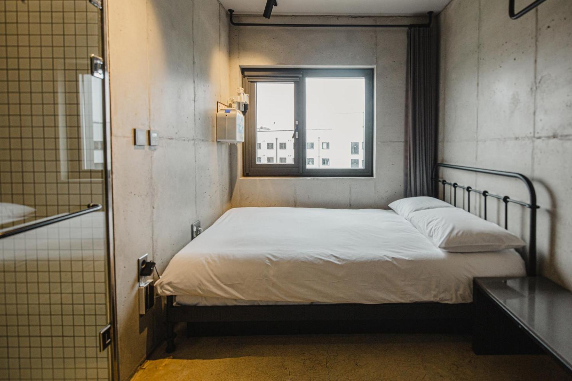 Playce Camp Jeju Hotel Oso-ri Eksteriør billede