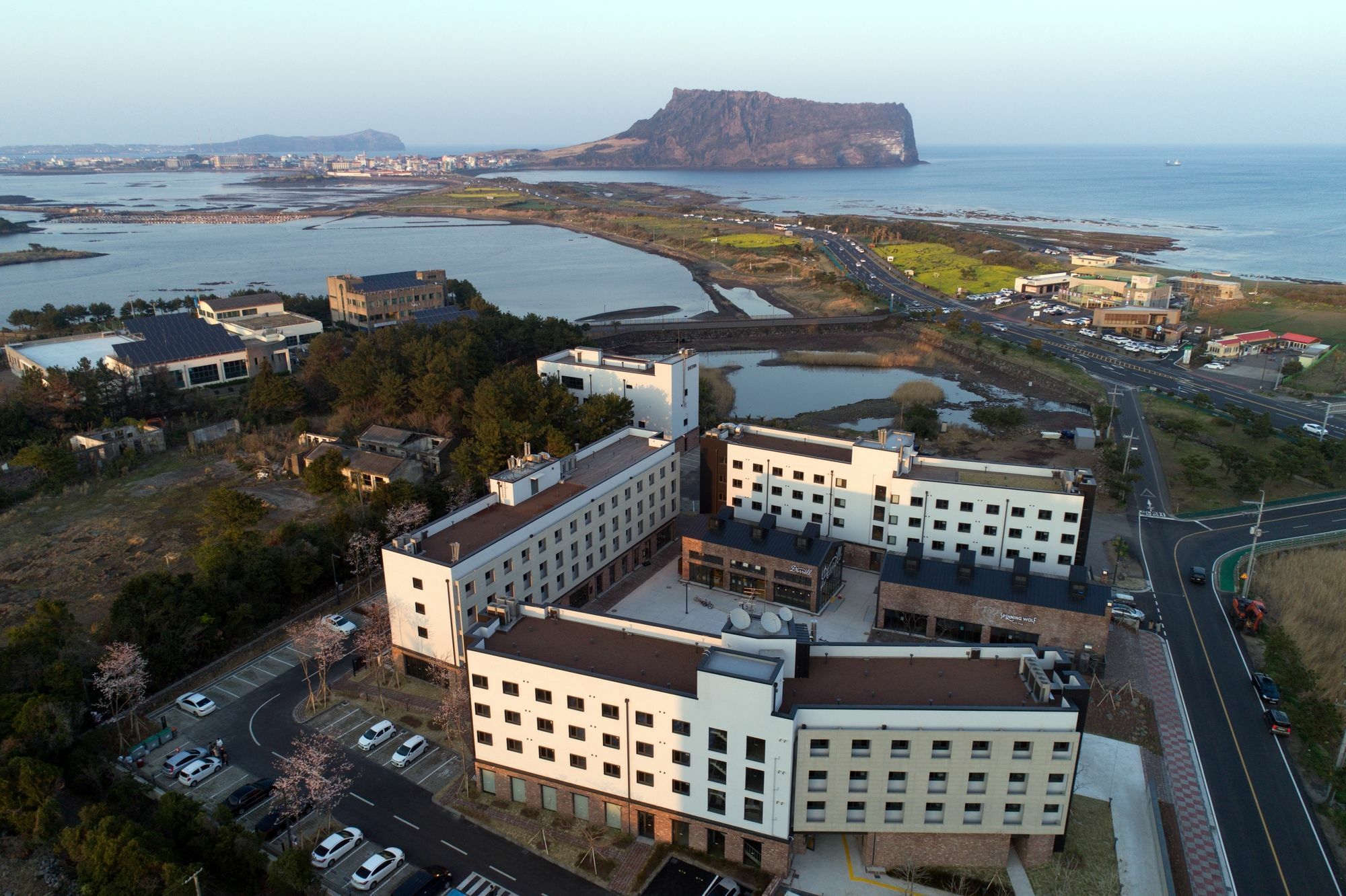 Playce Camp Jeju Hotel Oso-ri Eksteriør billede