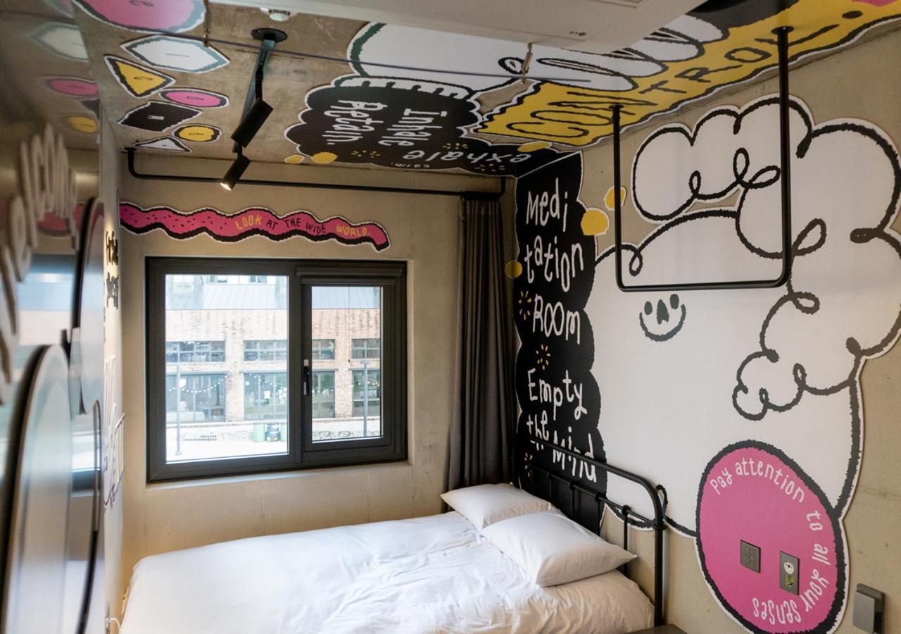 Playce Camp Jeju Hotel Oso-ri Eksteriør billede